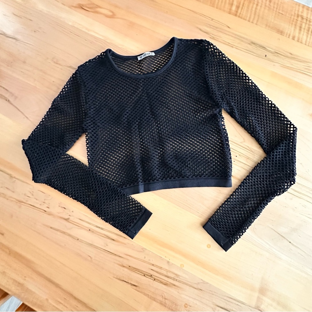 Forever 21 black fishnet gym top S